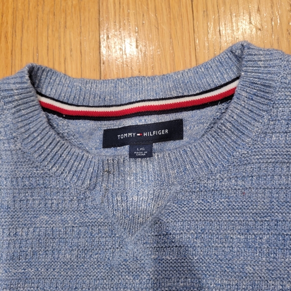 Tommy  Hilfiger sweater - Picture 2 of 2